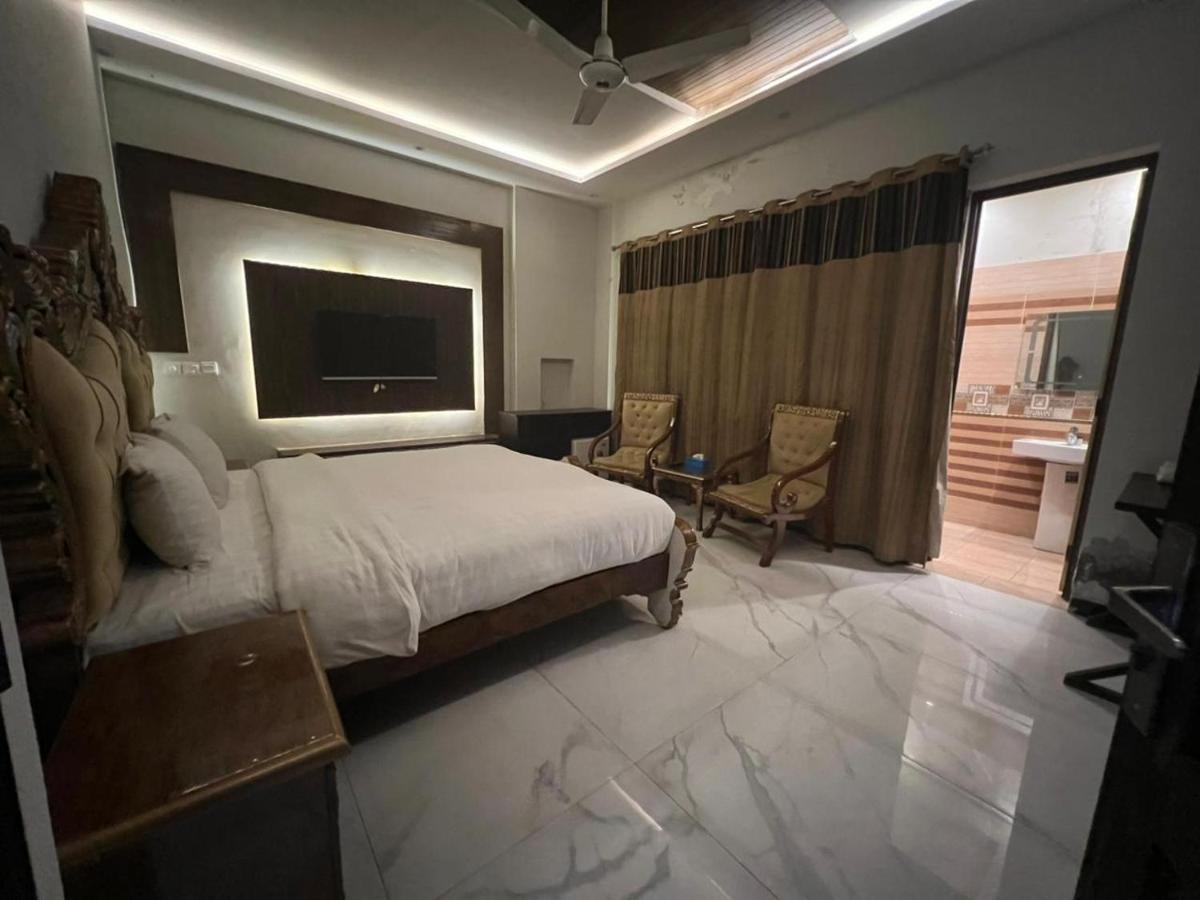 Palm Tree Hotel Lahore Exterior foto